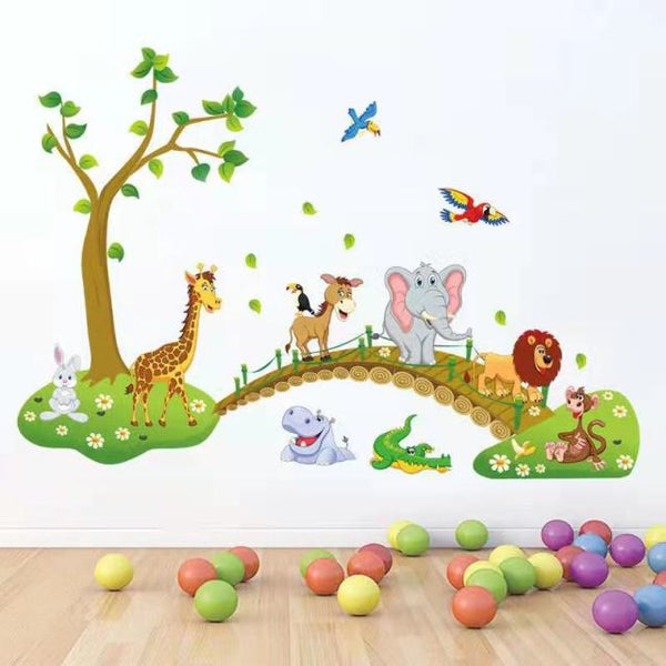 Big Nordic Jungle Animals Wallpaper for Room Decorations